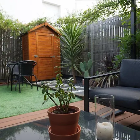 Tatil Evi Modern House With Private Garden